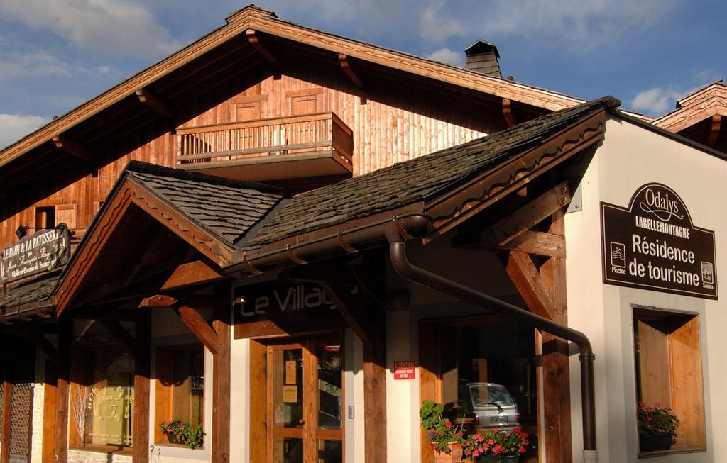 Residence Odalys Le Village Notre-Dame-de-Bellecombe Exteriör bild